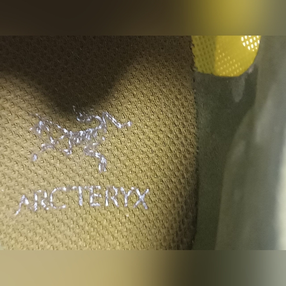 Arc'teryx Super light trail running Norvan - Picture 6 of 7